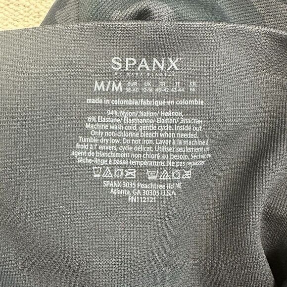 SPANX Look At Me Now Leggings Black Camo Women's Size Medium M/M FL3515 New - Picture 6 of 9